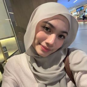 Atiqah, Pengasuh di Petaling Jaya
