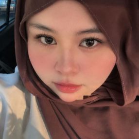 Nur Hidayah, Pengasuh di Kota Tinggi
