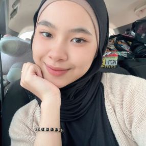 Nur, Babysitter in Butterworth