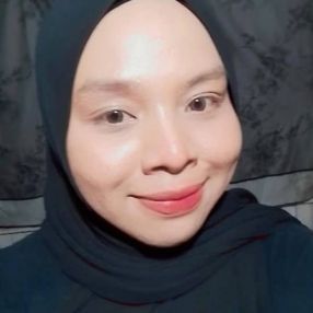 NUR, Babysitter in Jeram