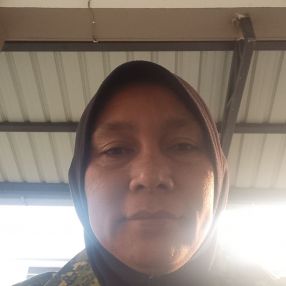 Shary, Babysitter in Tampin