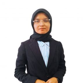 SHARIZATUL AKMA, Babysitter in Kuantan