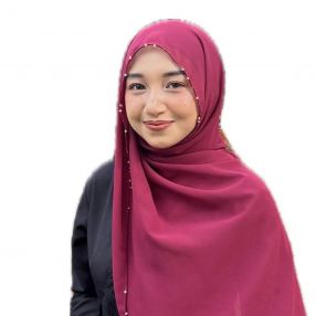 Amirah, Pengasuh di Melaka