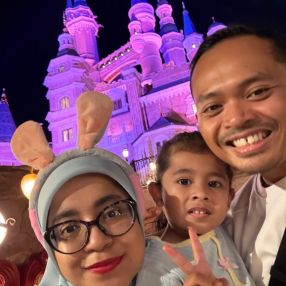 Iylia, Keluarga di Jitra