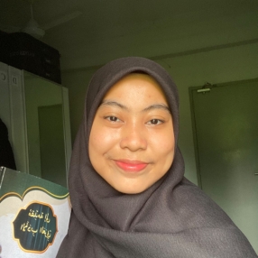 Aina, Babysitter in Batu Pahat