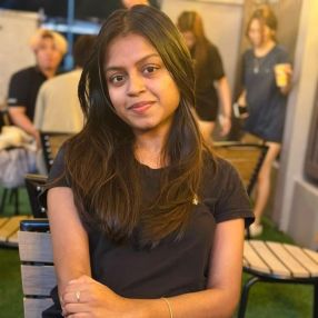 Karthiga, Babysitter in Puchong