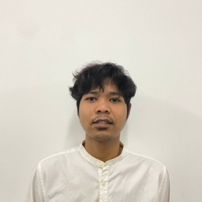 Afkar Adif, Keluarga di Masai