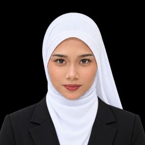 Aisyah, Babysitter in Bedong
