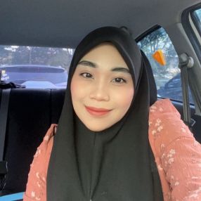 Nursyaqiera, Babysitter in Gelang Patah