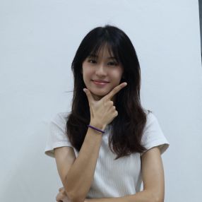 Chloe, Babysitter in Petaling Jaya
