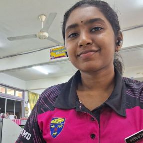 Durgaasri, Babysitter in Petaling Jaya