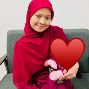Noorazuin, Babysitter in Muar