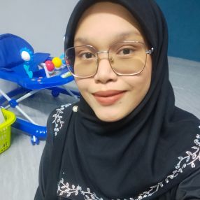 Aisyah, Pengasuh di Bayan Lepas