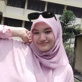 Nasha, Pengasuh di Kuala Lumpur