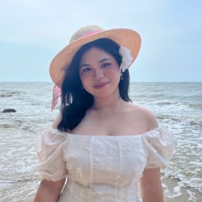 Eashabella, Pengasuh di Bintulu