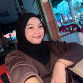 Fatma, Pengasuh di Si Rusa