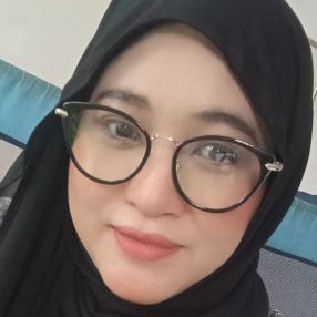 Nor, Babysitter in Sungai Buloh