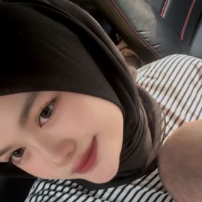 Baizura, Babysitter in Batu Gajah