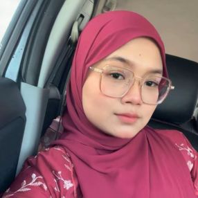 Nana, Babysitter in Pekan Nanas