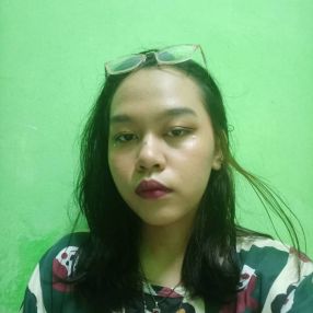 Amirda, Pengasuh di Pasir Gudang