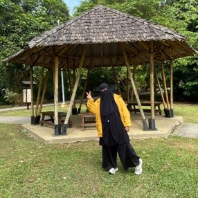 Aismat, Babysitter in Kajang