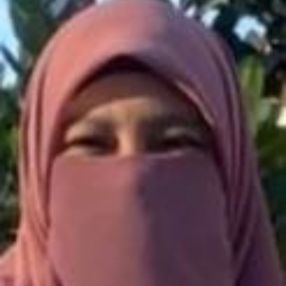 Umi Diah, Pengasuh di Rembau