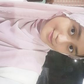 Auni, Pengasuh di Jelutong