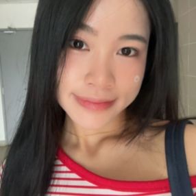 Evelyn, Pengasuh di Cyberjaya