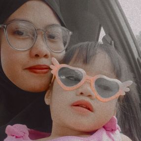 Dayang, Keluarga di Labuan