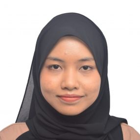 Nur, Pengasuh di Taiping