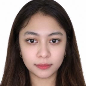 Hnin, Babysitter in Batu Pahat