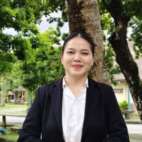 Audrey, Pengasuh di Kota Kinabalu