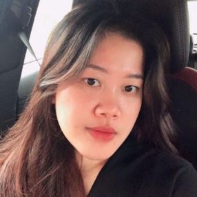 Camelia, Babysitter in Miri