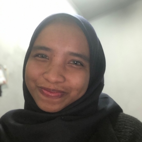 Nor, Babysitter in Senggarang