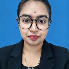 Stella, Pengasuh di Melaka