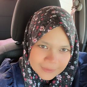 Suriati, Babysitter in Muadzam Shah