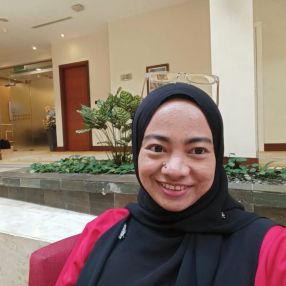 Syifa, Babysitter in Kajang