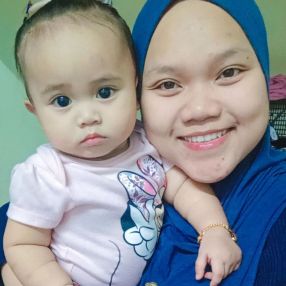 Acik, Babysitter in Ayer Hitam