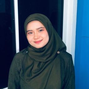 Siti Maisara, Pengasuh di Shah Alam