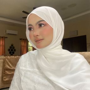 Yasmeen bt zuraimee, Pengasuh di Bestari Jaya