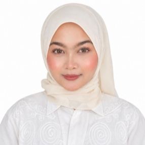 Yasmeen, Babysitter in Bestari Jaya