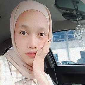 Mimi, Babysitter in Yong Peng