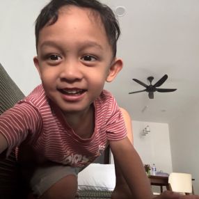 Farah, Keluarga di Banting