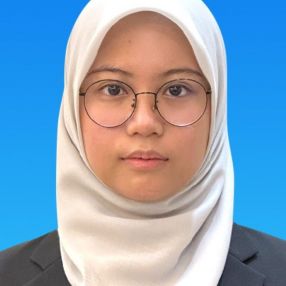 Wani, Babysitter in Seremban