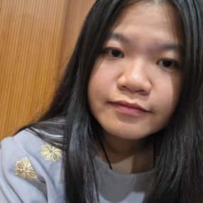 Xin Yue, Babysitter in Pagoh