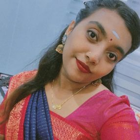 Jivitha, Pengasuh di Batu Maung
