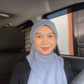 Aqilah, Pengasuh di Kubang Semang