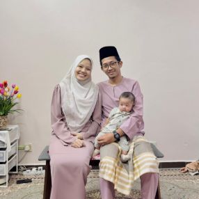 Tihani, Keluarga di Rawang