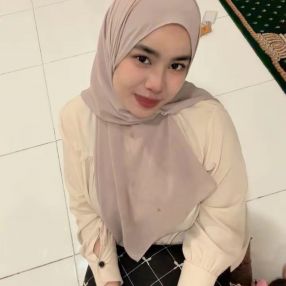 Maira, Babysitter in Kapar