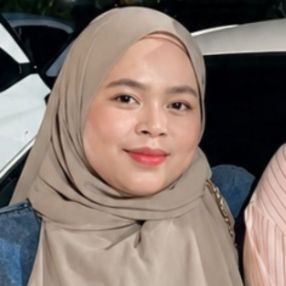 Atirah, Pengasuh di Ulu Kinta